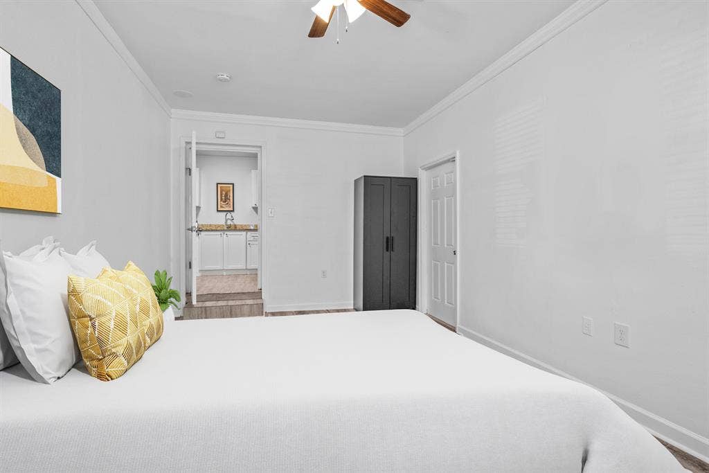 7 BR in Tampa