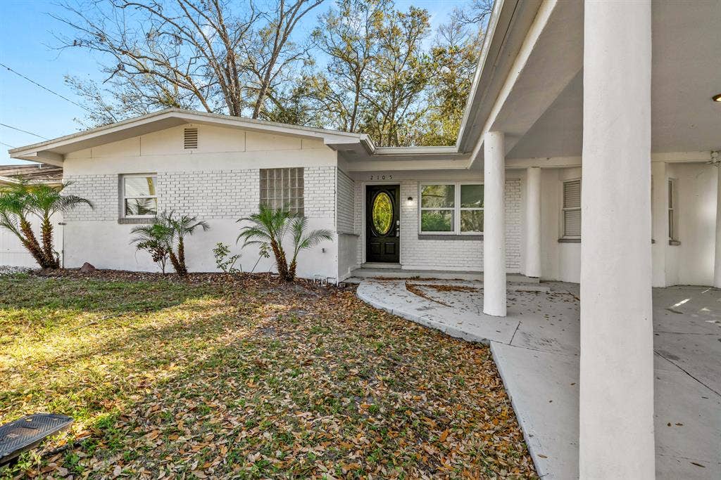 7 BR in Tampa