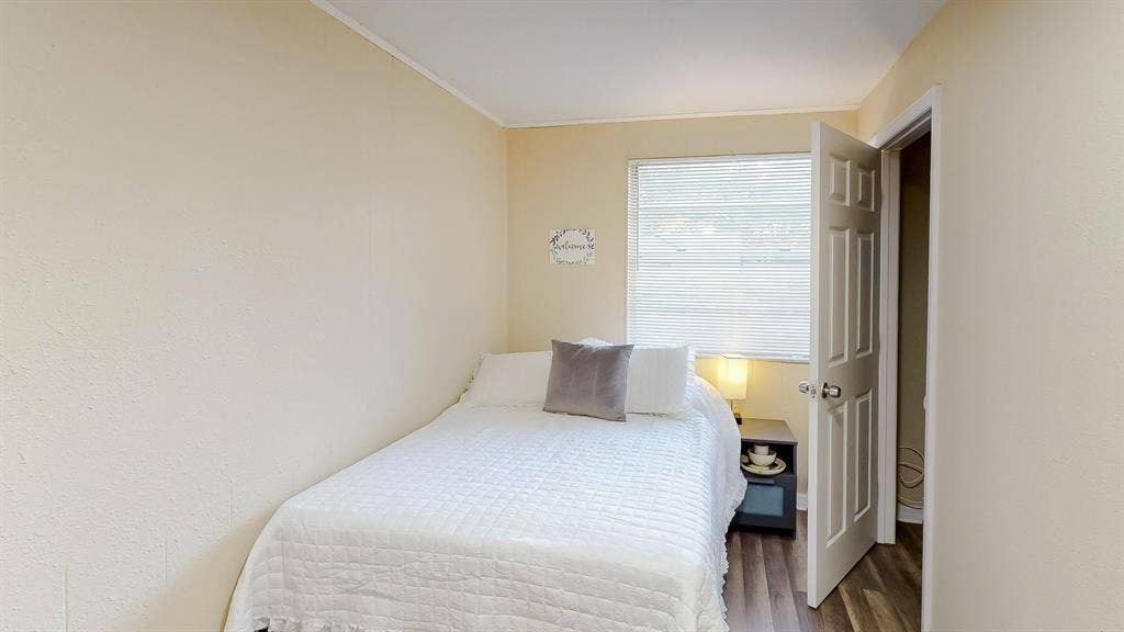 7 BR in Tampa