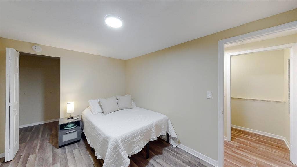 7 BR in Tampa