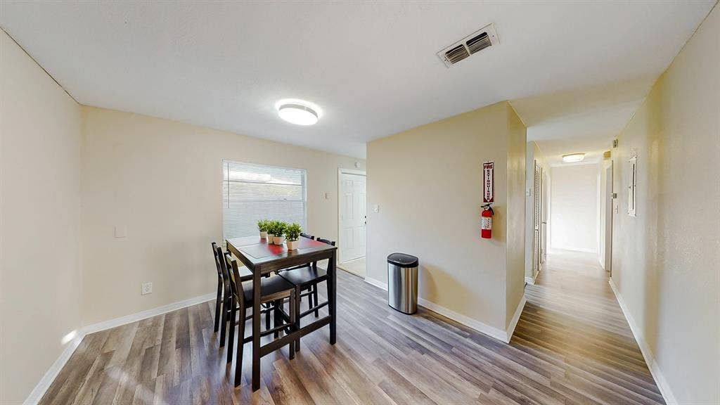 7 BR in Tampa