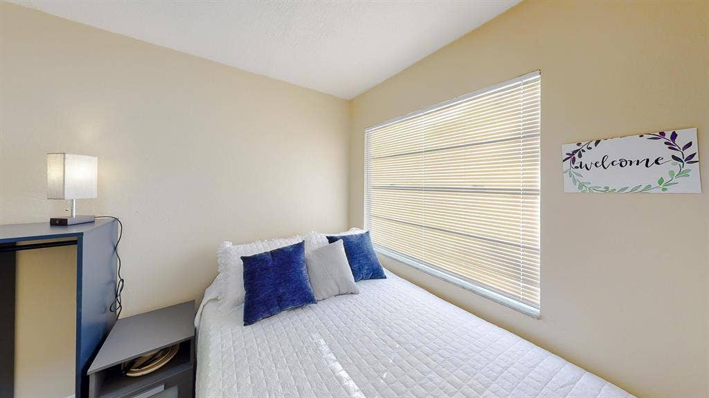 7 BR in Tampa