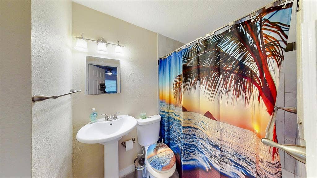 7 BR in Tampa
