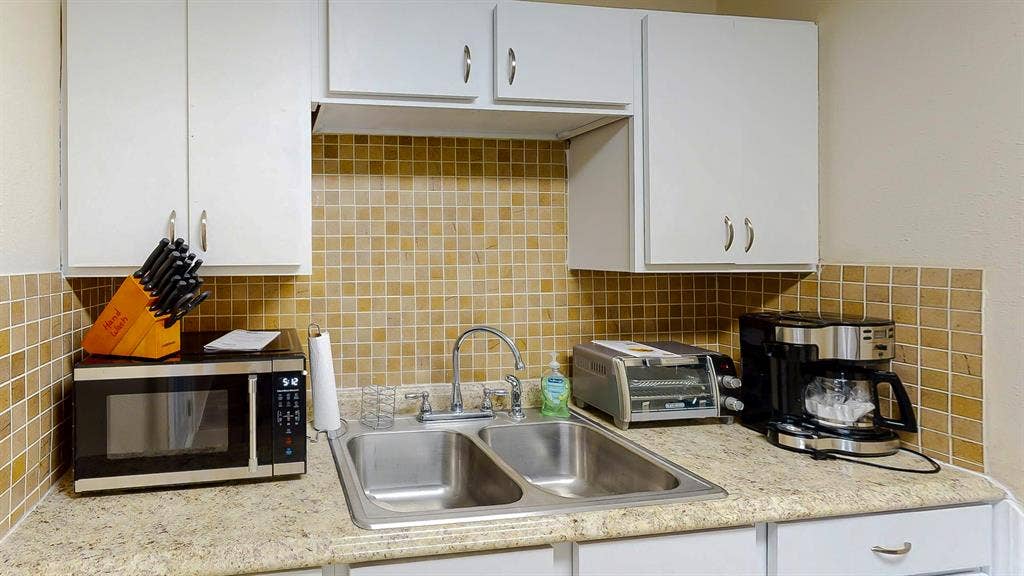 7 BR in Tampa