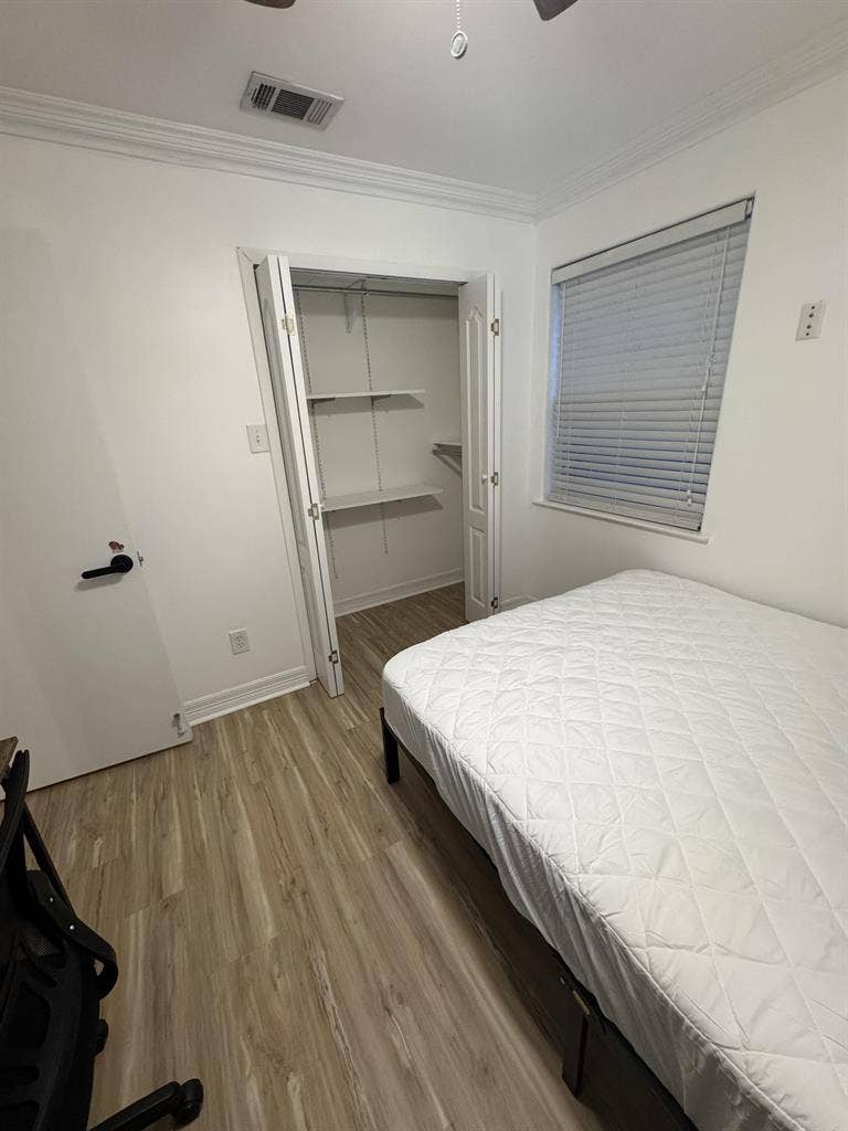 7 BR in Mesquite