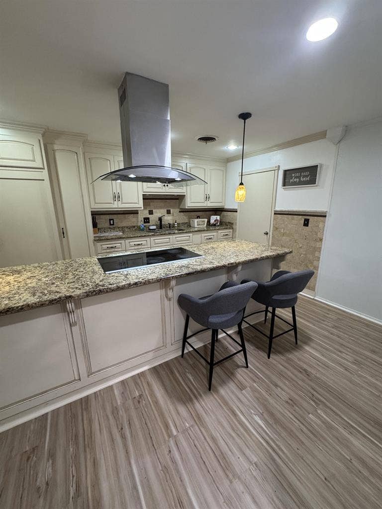 7 BR in Mesquite