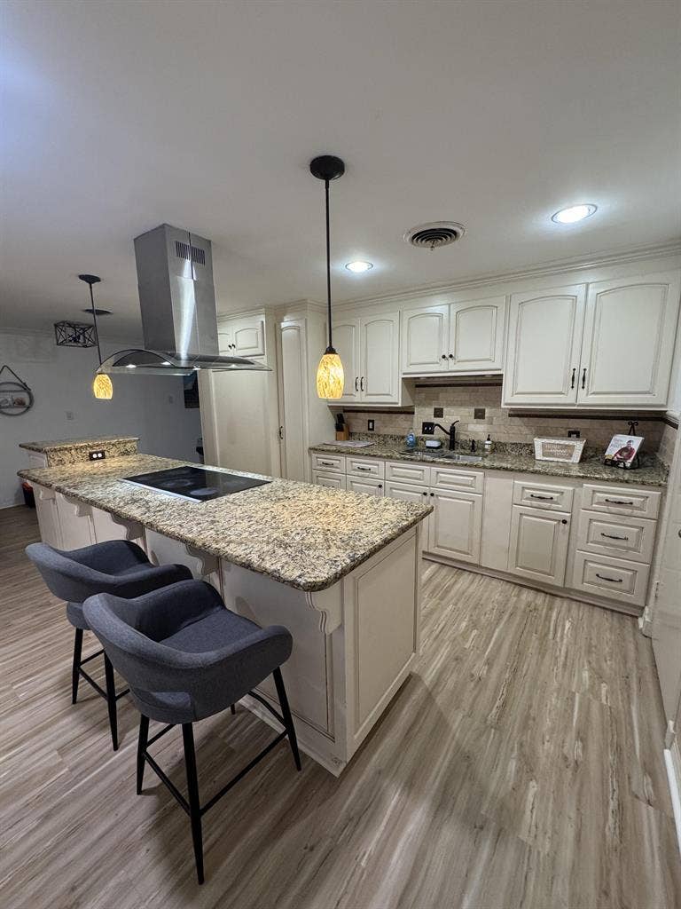 7 BR in Mesquite