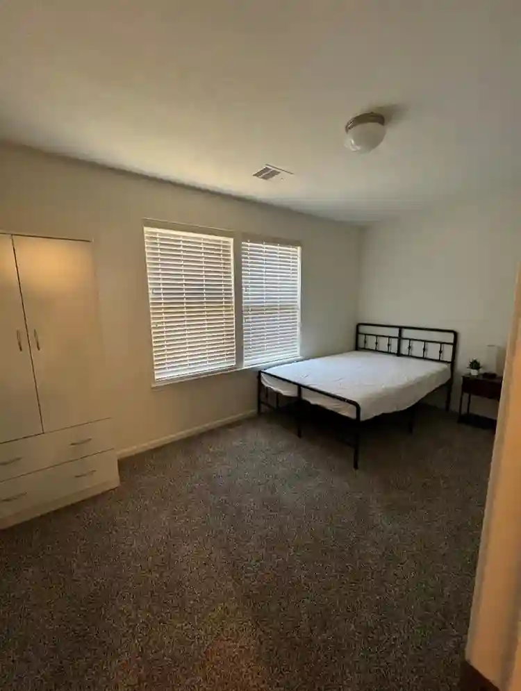 5 BR in Houston