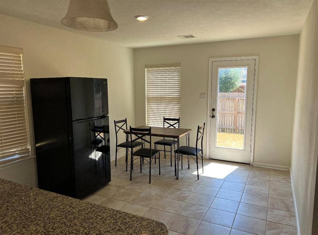 5 BR in Houston