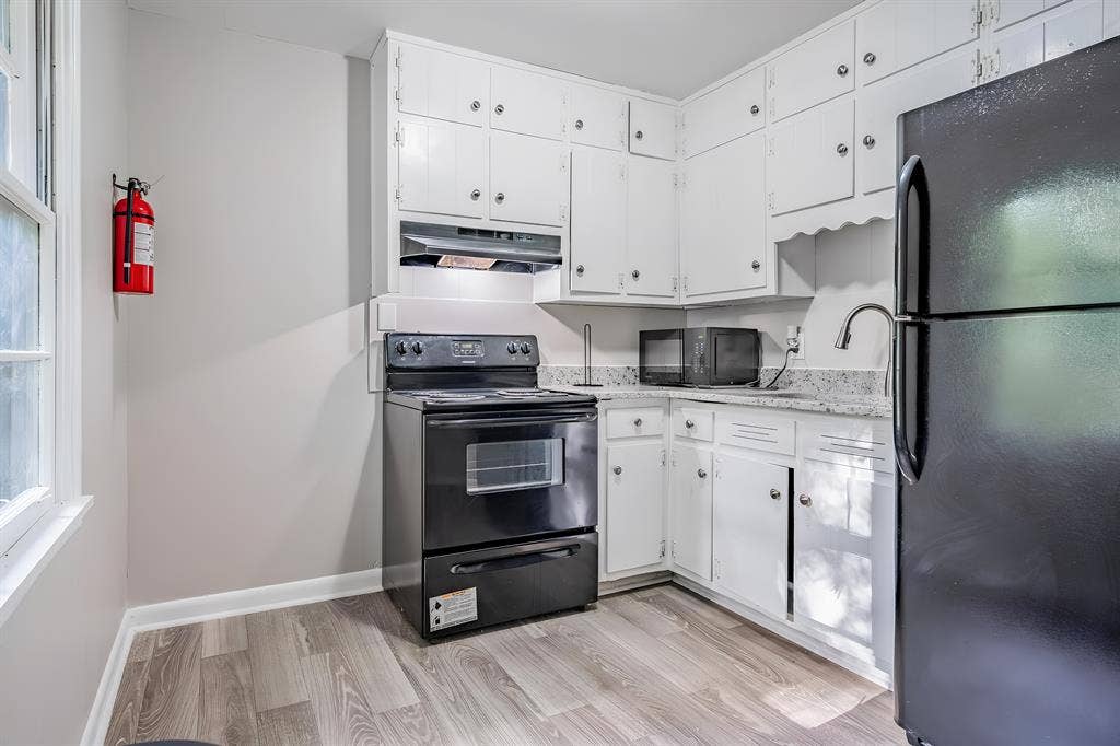 6 BR in Atlanta