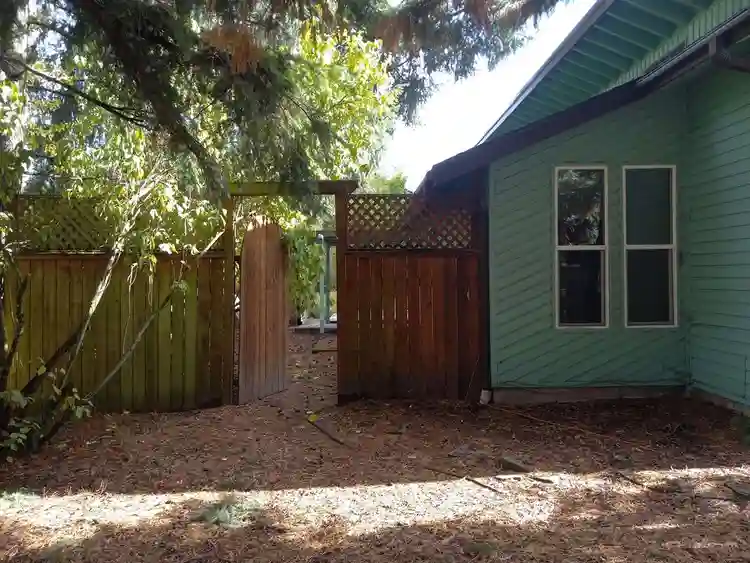 Renting a room in Hillsboro