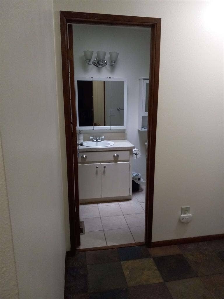 Renting a room in Hillsboro