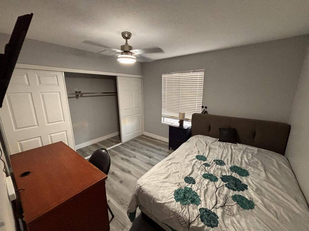 8 BR in Las Vegas
