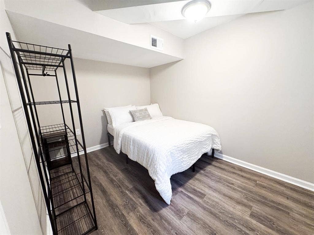 10 BR in Atlanta