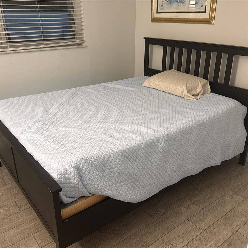 2 bedroom and 2 bathroom Apartment