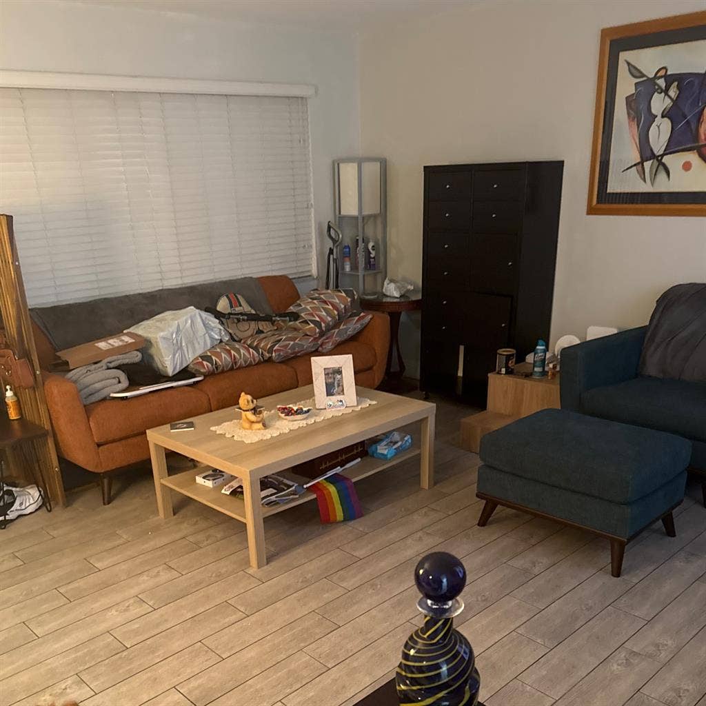 2 bedroom and 2 bathroom Apartment