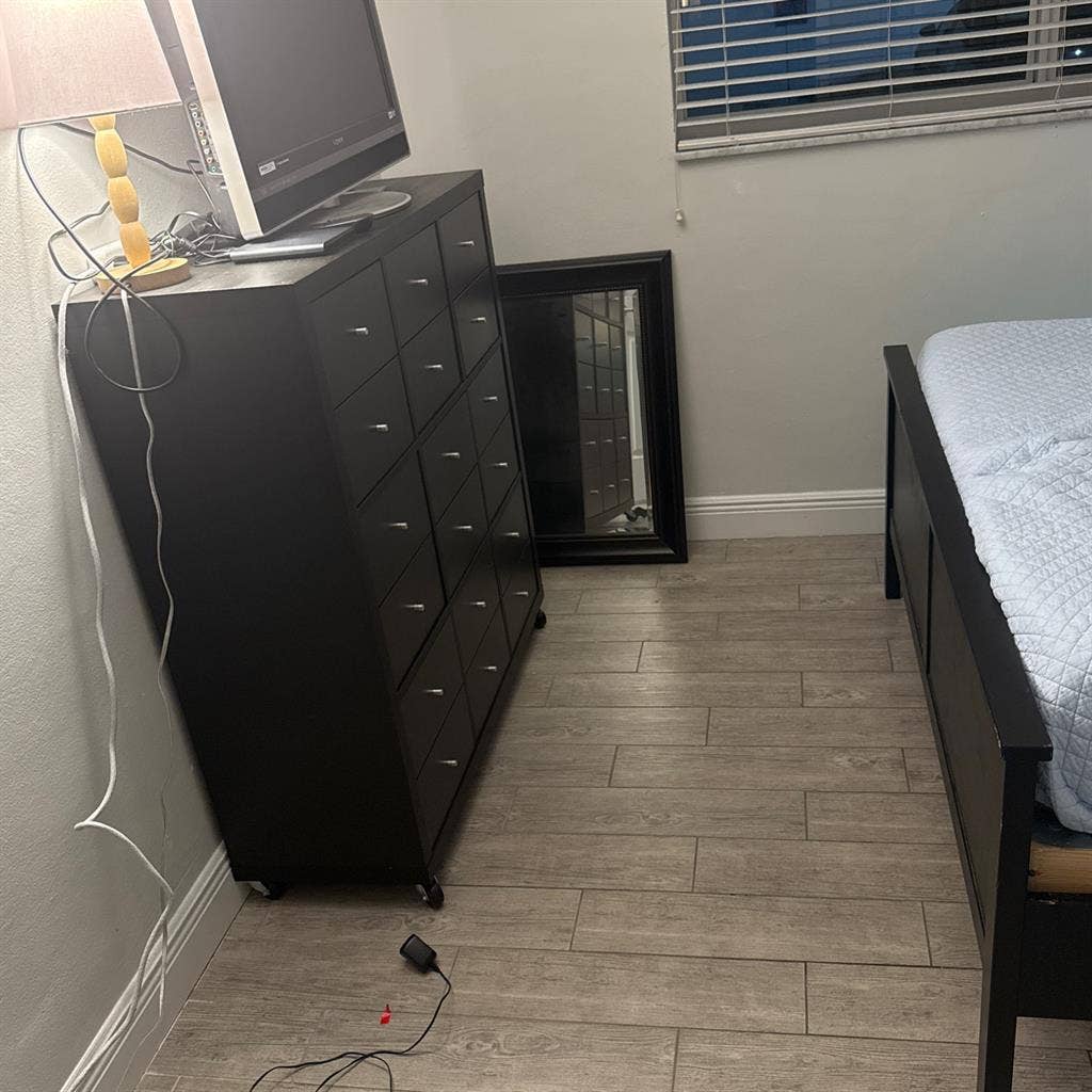 2 bedroom and 2 bathroom Apartment