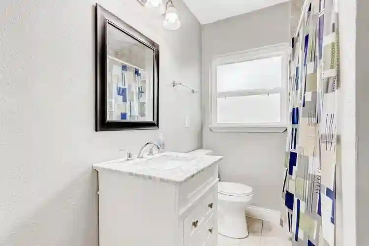 6 BR in Jacksonville