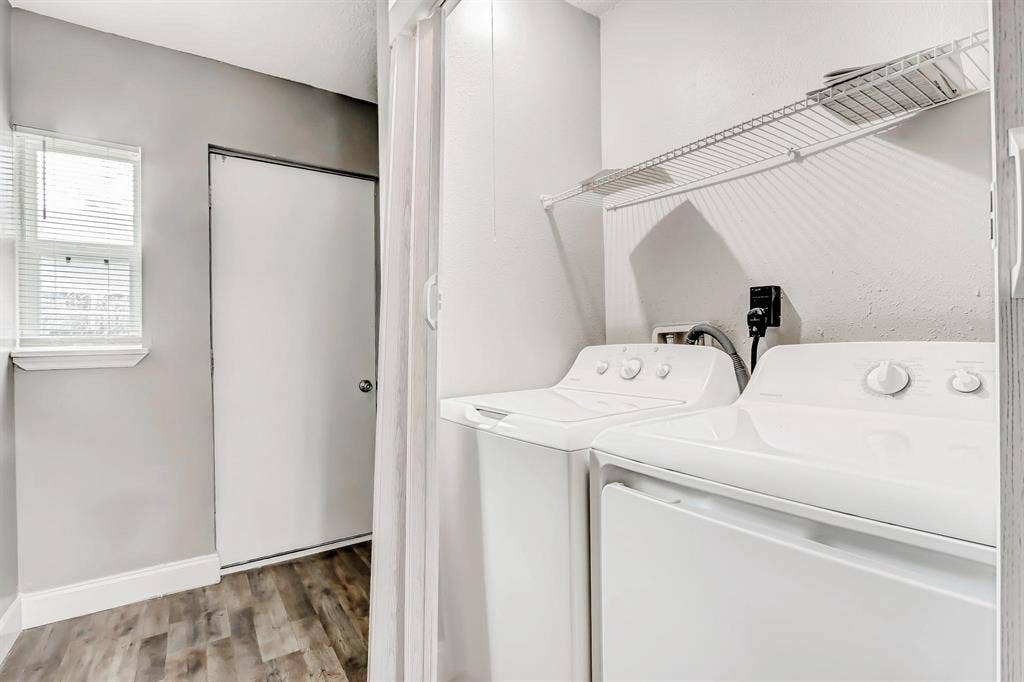 6 BR in Jacksonville