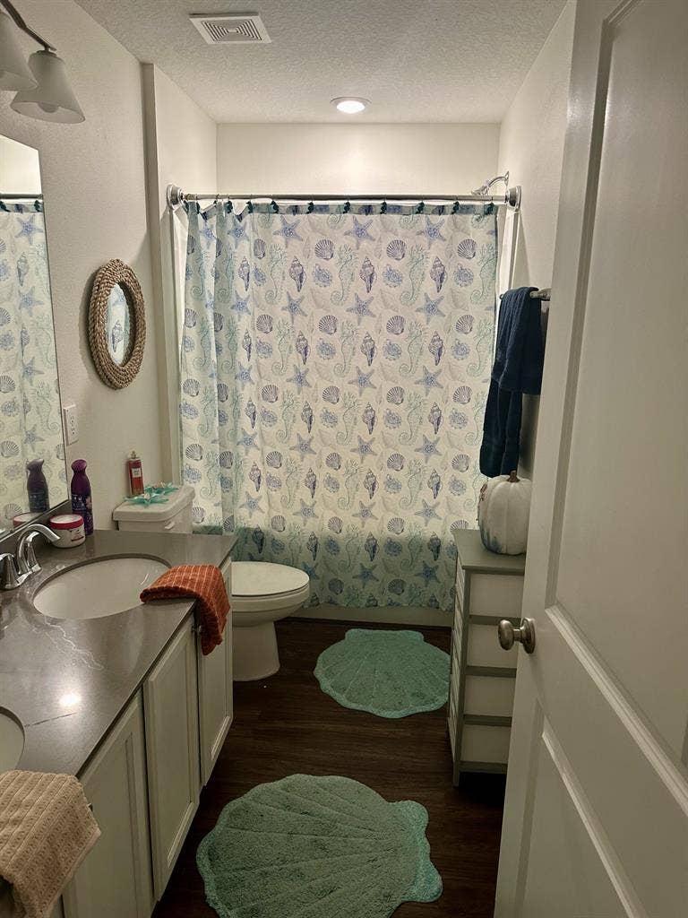 Beautiful furnished room for rent