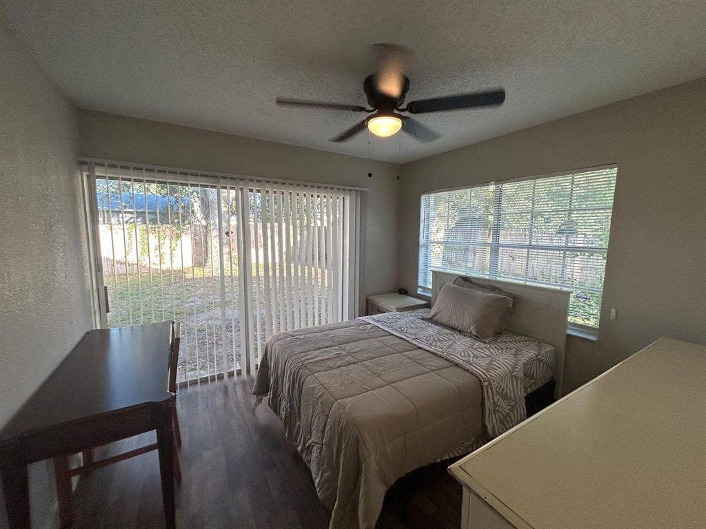 6 BR in Ocala