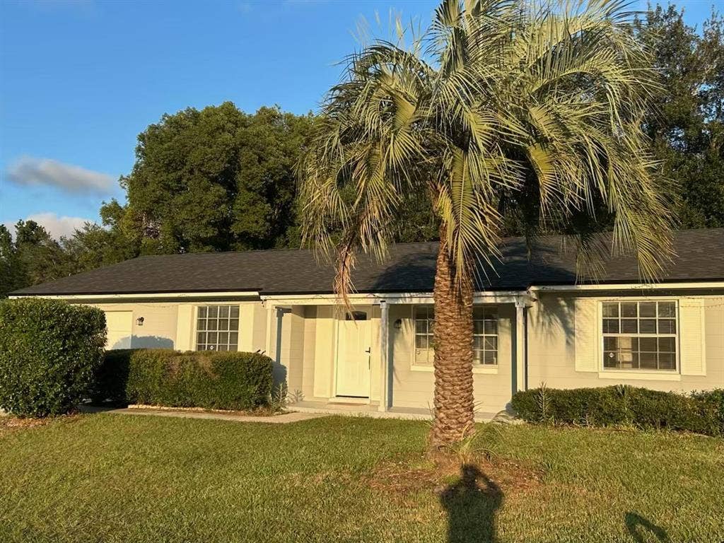 6 BR in Ocala