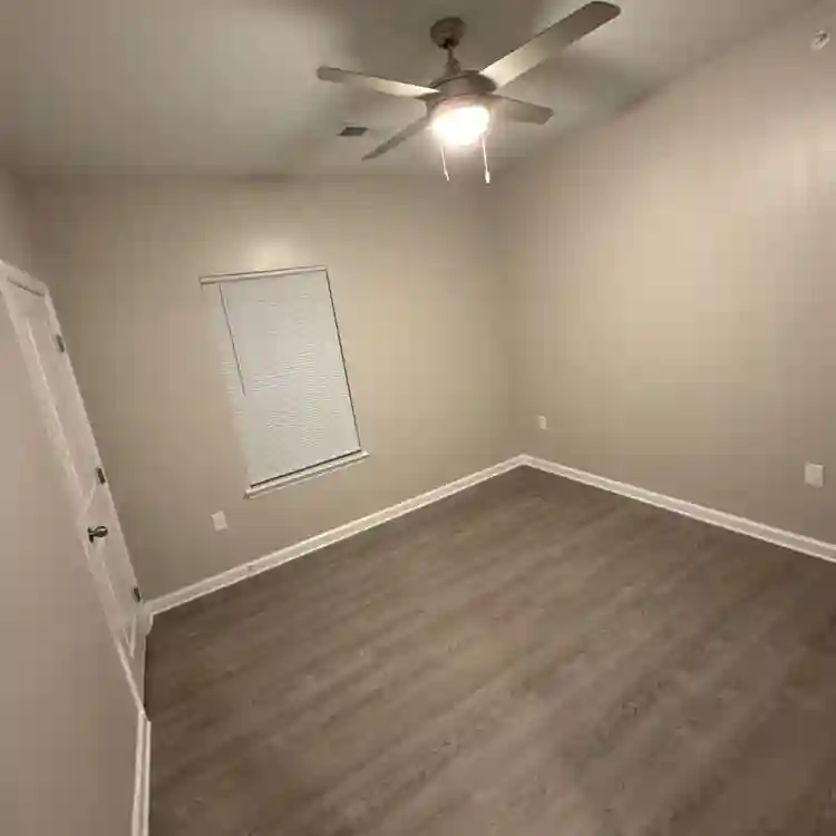 CLEAN ROOM FOR RENT ❗️