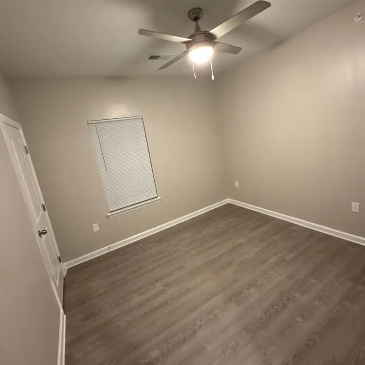 CLEAN ROOM FOR RENT ❗️