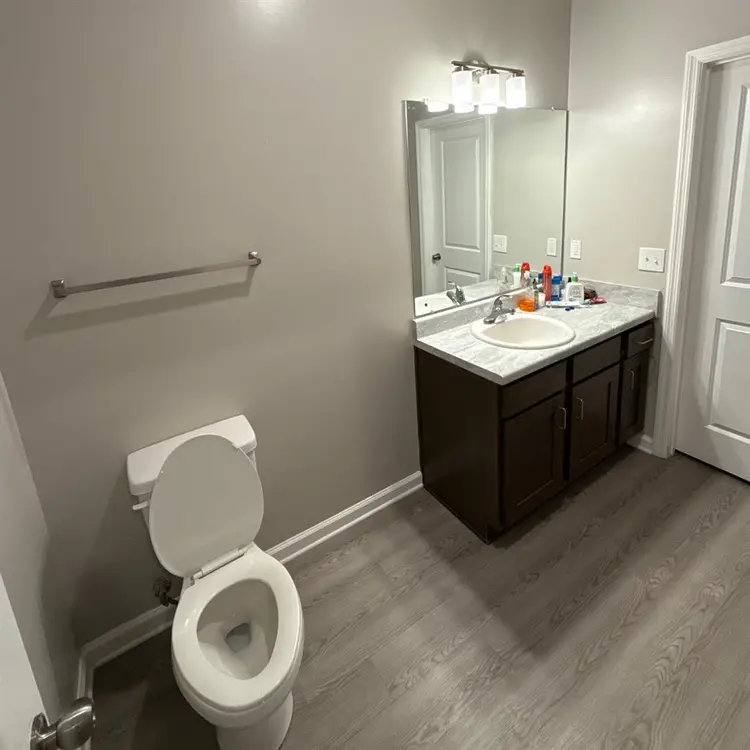 CLEAN ROOM FOR RENT ❗️