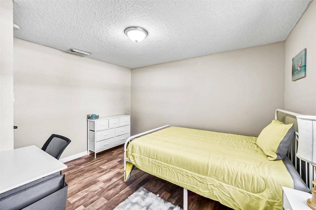 8 BR in Jacksonville