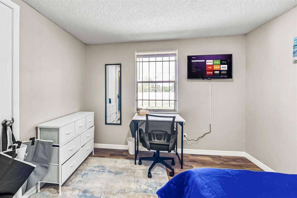 8 BR in Jacksonville