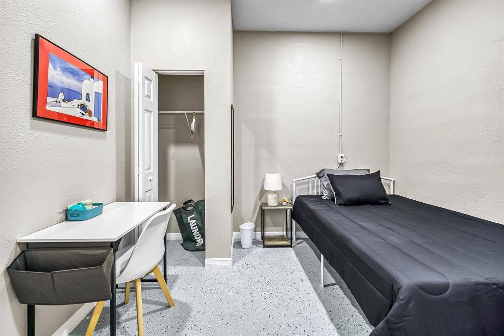 8 BR in Jacksonville