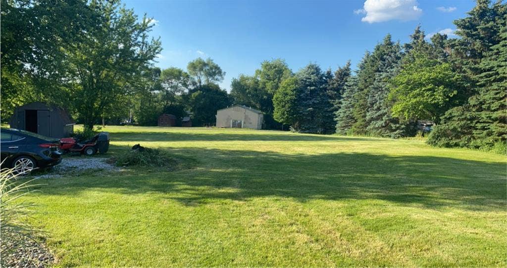 East canton, room for rent