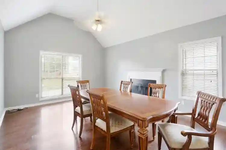 6 BR in Atlanta