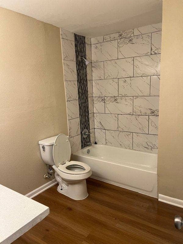 8 BR in Houston