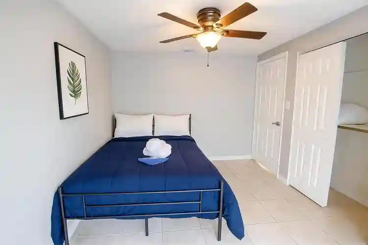 7 BR in Tampa