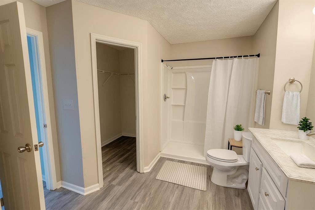 10 BR in Lithonia