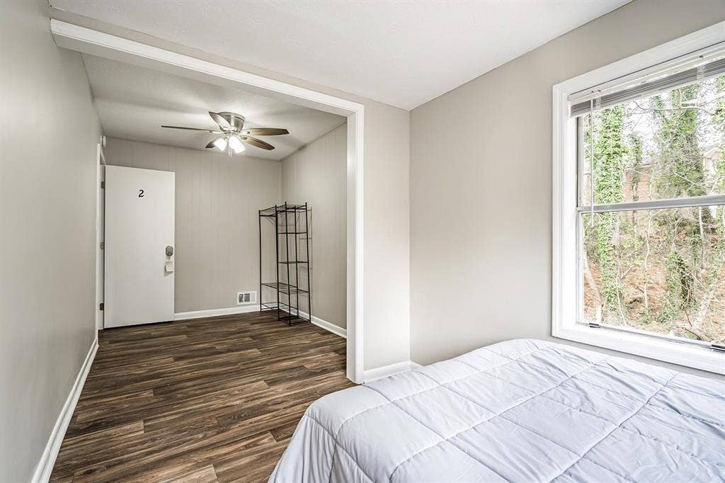 10 BR in Atlanta