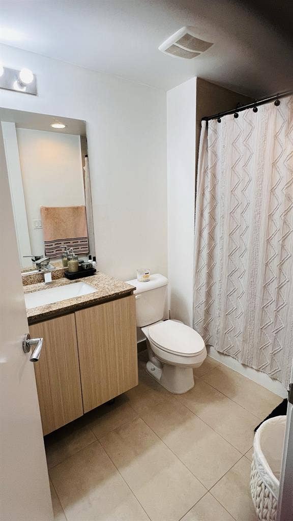 Room for Nov th to January 2th