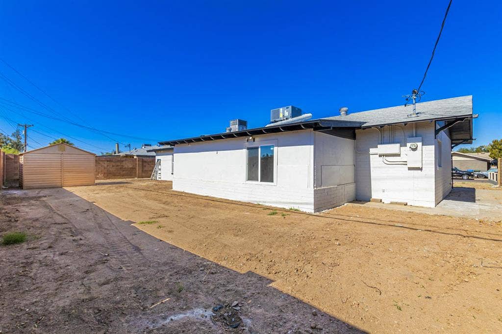 8 BR in Phoenix