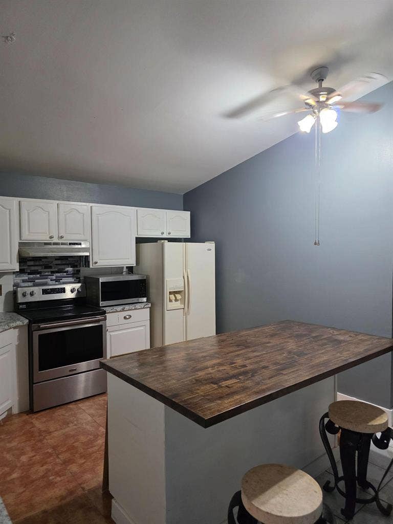 4 BR in Orlando