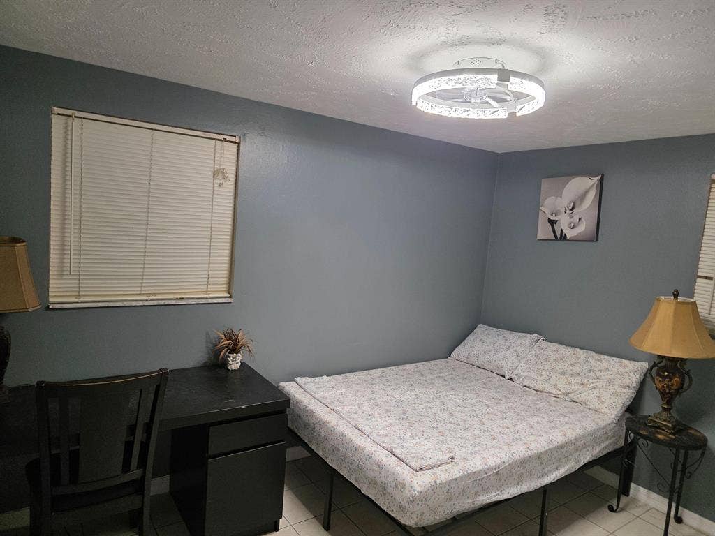 4 BR in Orlando