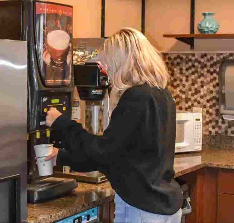 3 bed apartment - private room/bath