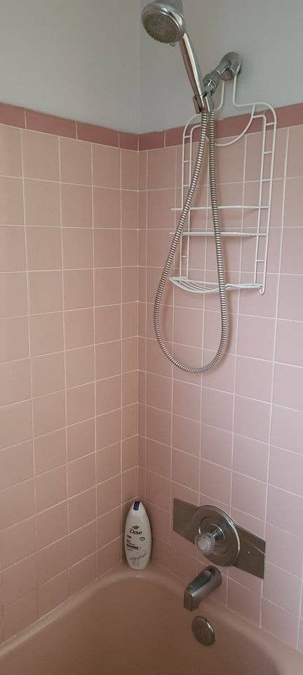 Small Room in Quiet Neighborhood