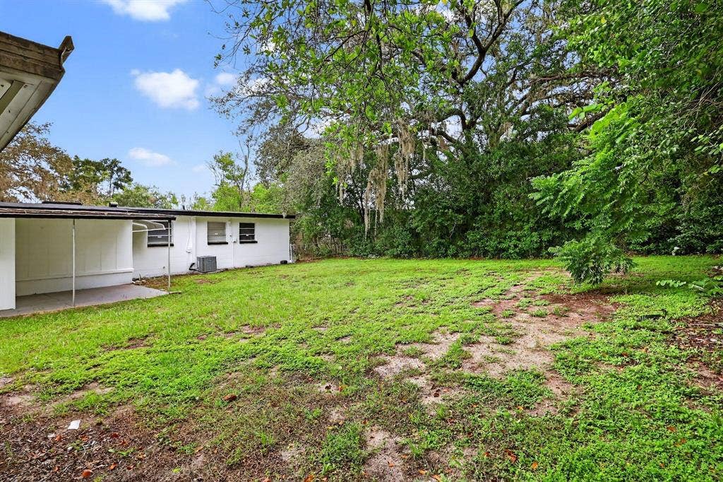 6 BR in Temple Terrace