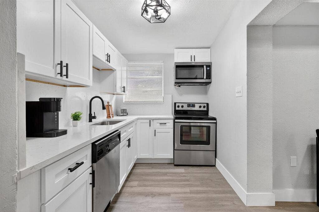 6 BR in Temple Terrace