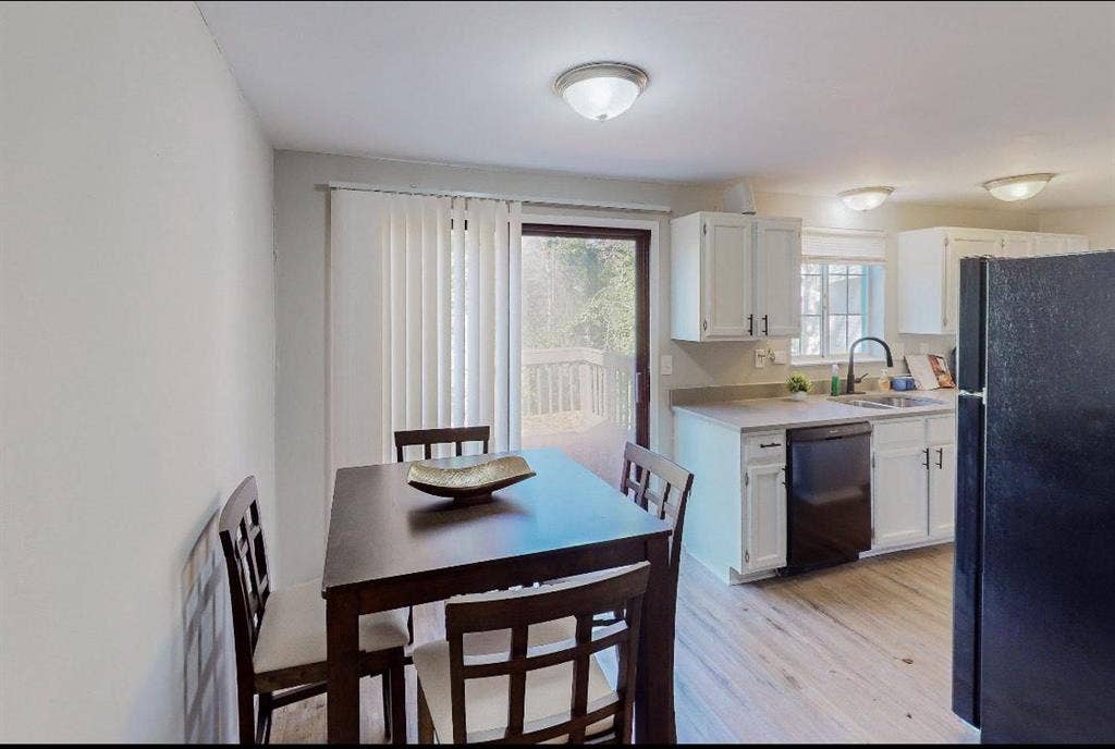 1 BR in Stone Mountain