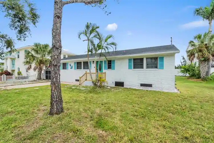 4 BR in Bradenton