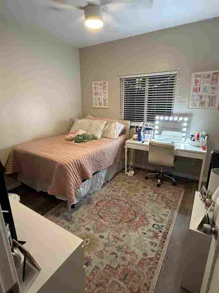 SPRING LEASE TAKEOVER NEEDED!