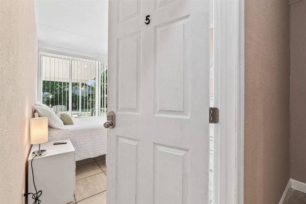 7 BR in Jacksonville